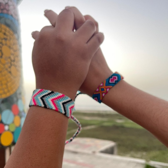 Unisex woven bracelets/ packs x 8 / Multicolor - Picture 5 of 8